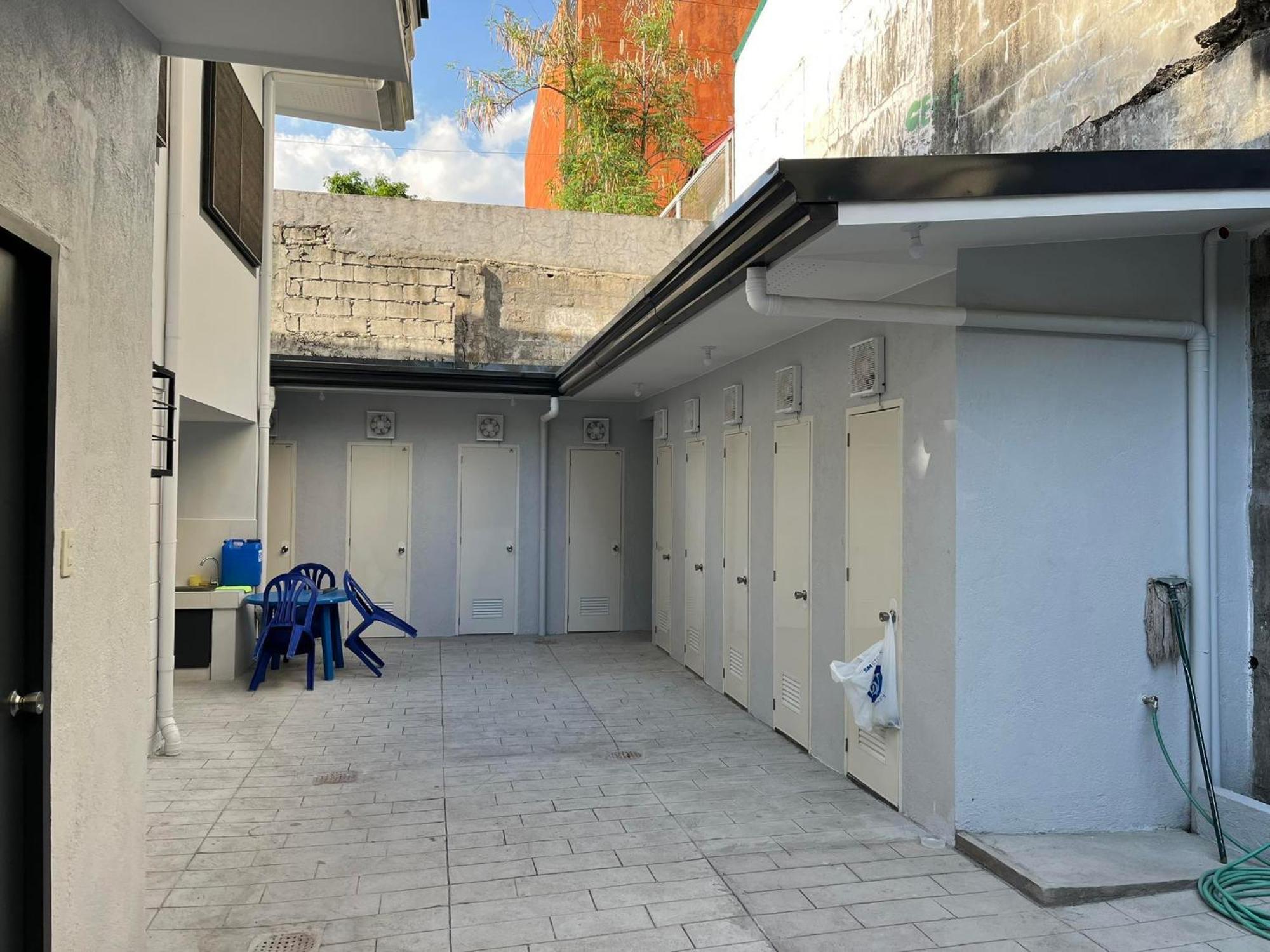 L'Pad Place Mandaluyong Екстер'єр фото